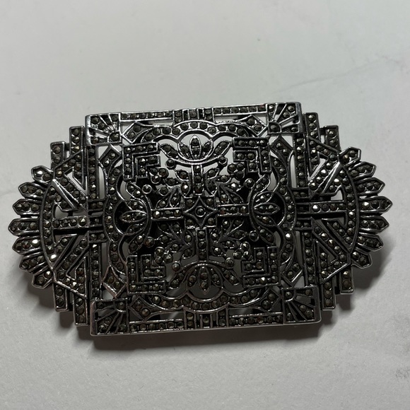 Silver pin - Picture 1 of 2